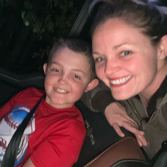 Meet your Posher, Logue - Picture 7 of 16